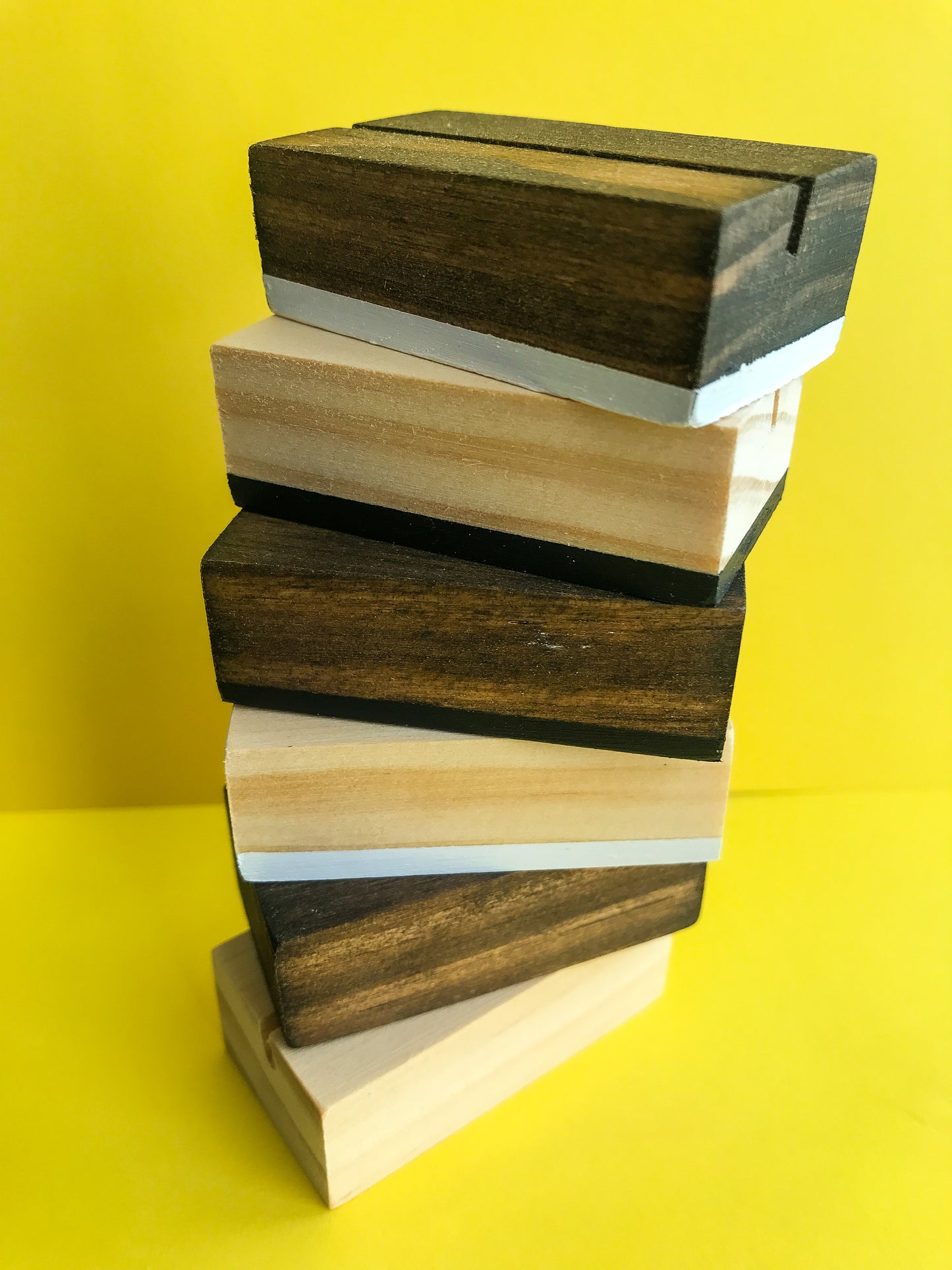 6 card stands