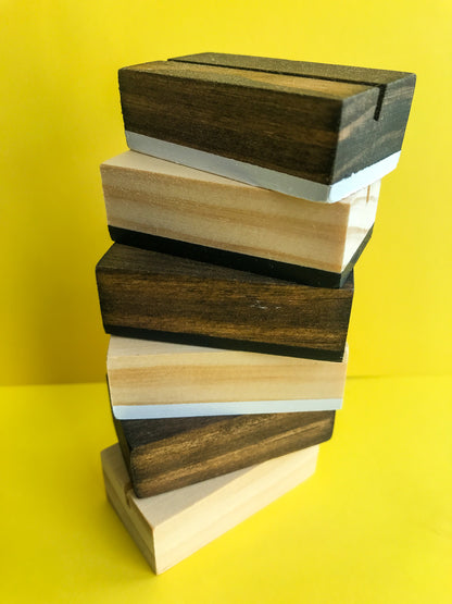 6 card stands